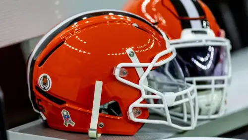 49ers intriguing trade possibility could bring $13.4 million Browns star to SF