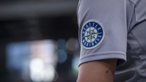 Mariners rumored to trade for All-Star NL East infielder