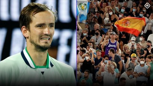 Villain Daniil Medvedev right about Australian Open tennis fans having 'empty brains' | Sporting News