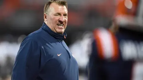 CBS Sports inexplicably ranks Illinois football below 8-win team it beat last season