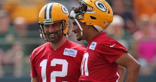 Jordan Love weighs in on Aaron Rodgers' new contract with Packers: "I was happy for Aaron, but..."