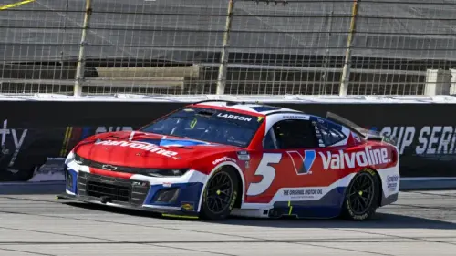 What channel is NASCAR on today? Start time, TV schedule, live stream to watch 2025 Kansas race