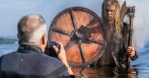 Холанд – викинг! Брутальная фотосессия, которая соберет сотни тысяч для благотворительности