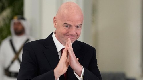 FIFA-Kongress in Paraguay: Infantino lässt hunderte Delegierte warten