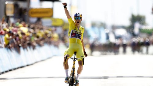 4. Etappe der Tour de France: Van Aert gewinnt nach überraschender Attacke