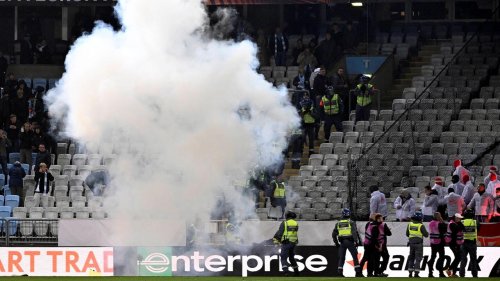 Pyro-Chaos bei Europa-League-Spiel: Union-Boss Zingler "stinksauer" über Fan-Ausschreitungen