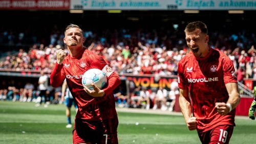 Lautern schlägt Darmstadt und darf auf Relegation hoffen