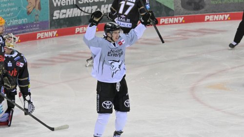 Playoffs in der DEL: Nach Verlängerung - Haie gewinnen erneut in Bremerhaven