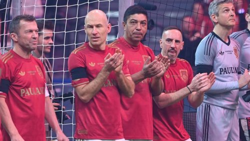 Bayern, Real Madrid und Co.: "Gänsehaut" - Gedenken an den Kaiser beim Beckenbauer-Cup