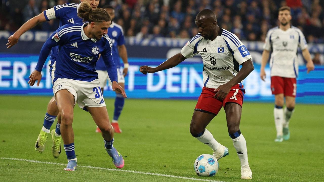 HSV verschenkt den Sieg gegen zehn Schalker