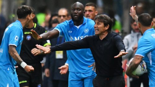 Spannung zwischen Neapel und Inter : Drama in Italiens Meisterrennen - alle vier Trainer sehen Rot