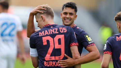 Bundesliga: Wechselgerüchte - Mainz äußert sich zu Szenarien mit Burkardt und Amiri