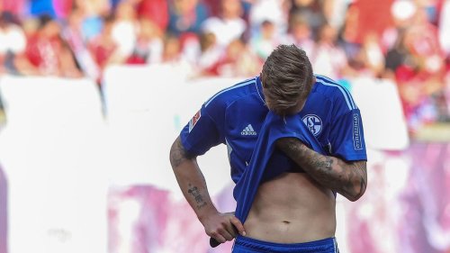 Bundesliga: Abstieg ohne Chaos: Schalke trauert und peilt Rückkehr an