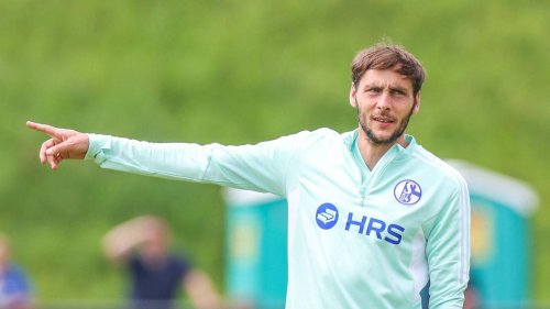 Schalke sucht neuen Coach: Interimstrainer Kreutzer betreut S04 bei Hertha BSC