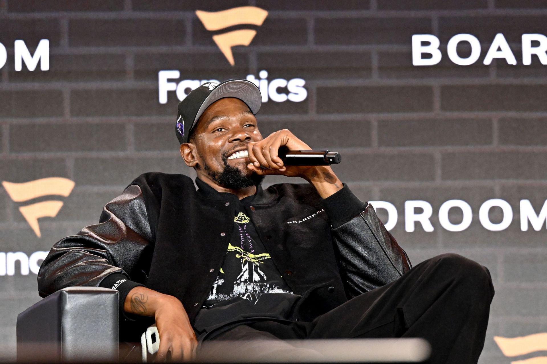 Coinbase CEO confirms Kevin Durant has unlocked $117k crypto wallet after decade-long wait