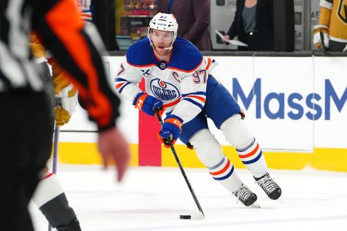 Veteran NHL insider envisions Connor McDavid pulling a 'Gretzky' and ditching Oilers, joining $3.5B franchise