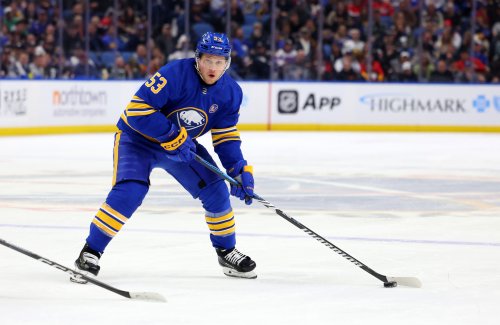 "Doesn't wanna play with Bustthews": Fans laud Jeff Skinner for turning down Toronto Maple Leafs offer of having Matthews and Marner as linemates