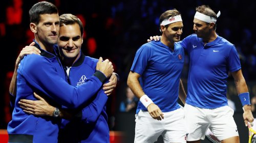 "Not wasting his word count this time" - Tennis fans joke about Federer's 'different' congratulatory messages for Djokovic & Nadal after Australian Open wins