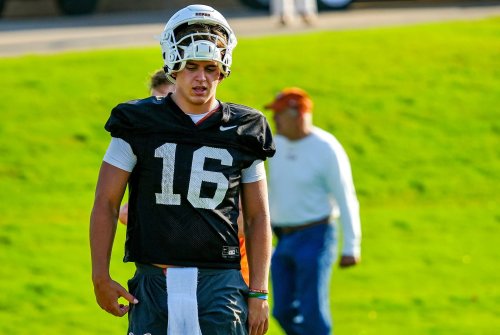 "There's no guarantee" - Former Heisman winner warns Saints over allegedly preparing to tank for Arch Manning after Derek Carr's retirement