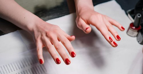 How To Remove Gel Manicure At Home: Steps and Guide