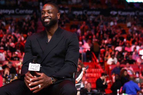 “Shout out to Porsche baby”: Dwyane Wade cruises Miami in $198,850 Four-Wheel drive
