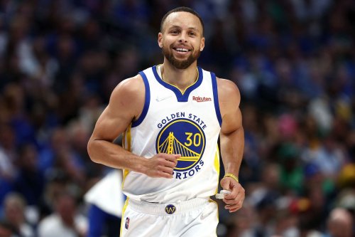 How many companies does Stephen Curry own?