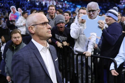 "Shouldn't have to walk through a tunnel": Dan Hurley responds to backlash for "knock you out" comment following UConn’s loss to Creighton