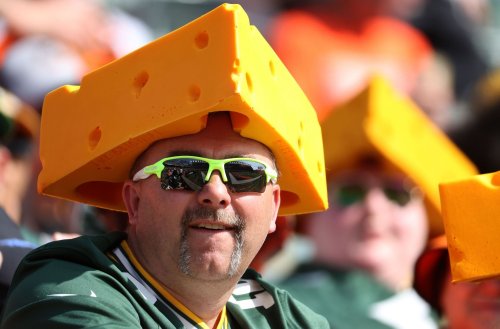 why-do-the-fans-of-green-bay-packers-wear-cheese-hats-flipboard