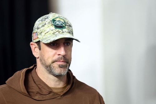 Ex-CIA veteran accuses Aaron Rodgers of 'parroting' Soviet-era intelligence campaign over QB's HIV claims