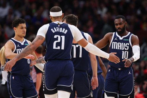“100%”: Mavs big man agrees Kyle Kuzma claims that Kyrie Irving and Luka Doncic’s presence makes his job the easiest in sports