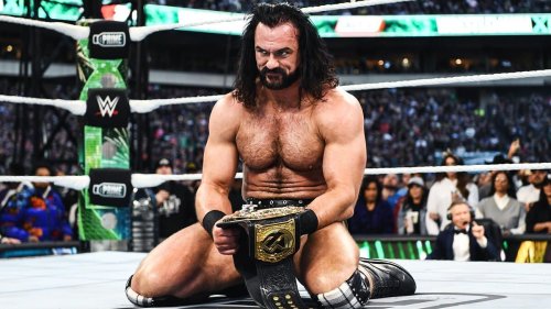 Drew McIntyre breaks character to pose with top babyface ahead of WWE WrestleMania 41