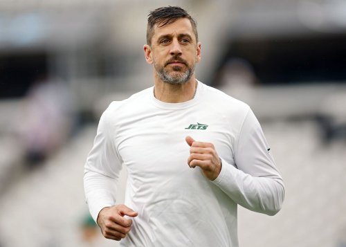 "Aaron Glenn, you are my hero" - NFL fans react to Aaron Rodgers calling out Jets HC and GM Darren Mougey's behavior