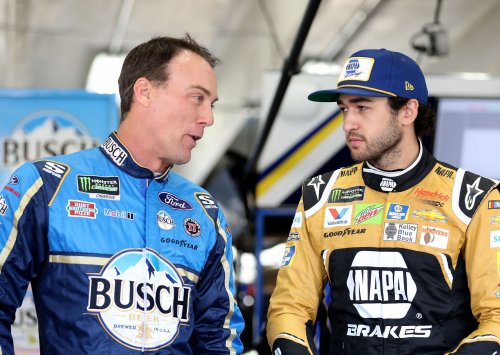 "It weighs on him": Kevin Harvick on pitfalls of Chase Elliott's position as NASCAR's most popular driver