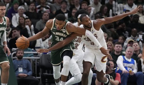 “My ex wife for Scarlett Johansson” - NBA fans scoff at Bill Simmons’ blockbuster trade idea shipping Giannis Antetokounmpo for former No. 3 pick