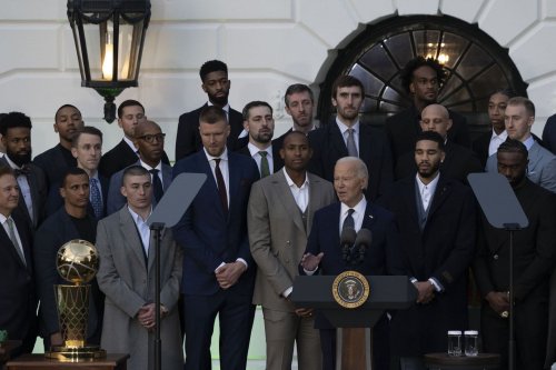 "Joe Mazzulla effing hates this guy" - NBA fans in stitches over Joe Biden's major fumble while hosting Celtics at White House