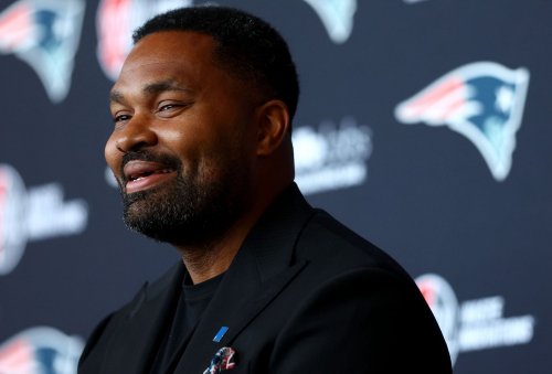 "This is Justin Fields in Chicago, part two": Kay Adams sounds alarm for Jerod Mayo after Patriots' lukewarm free agency showing