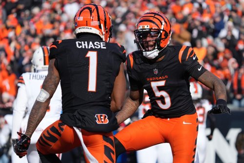 “Biggest divas in the league”: NFL fans react to Ja'Marr Chase & Tee Higgins flexing Lamborghinis in Miami after blockbuster contracts