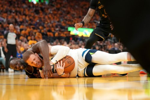 "Someone gonna have to die before he chills": Fans berate Draymond Green for choke slamming $46,870,000 guard in Game 4