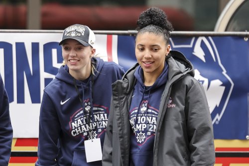 UConn star Azzi Fudd takes jabs at former teammate Paige Bueckers in hilarious “pass the phone” challenge