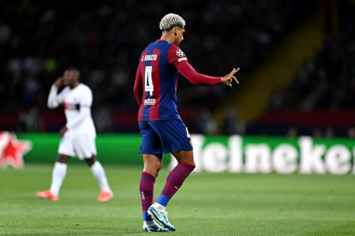 Eagle-eyed fans make interesting claim about meaning behind Ronald Araujo’s hand gesture after red card in Barcelona defeat to PSG