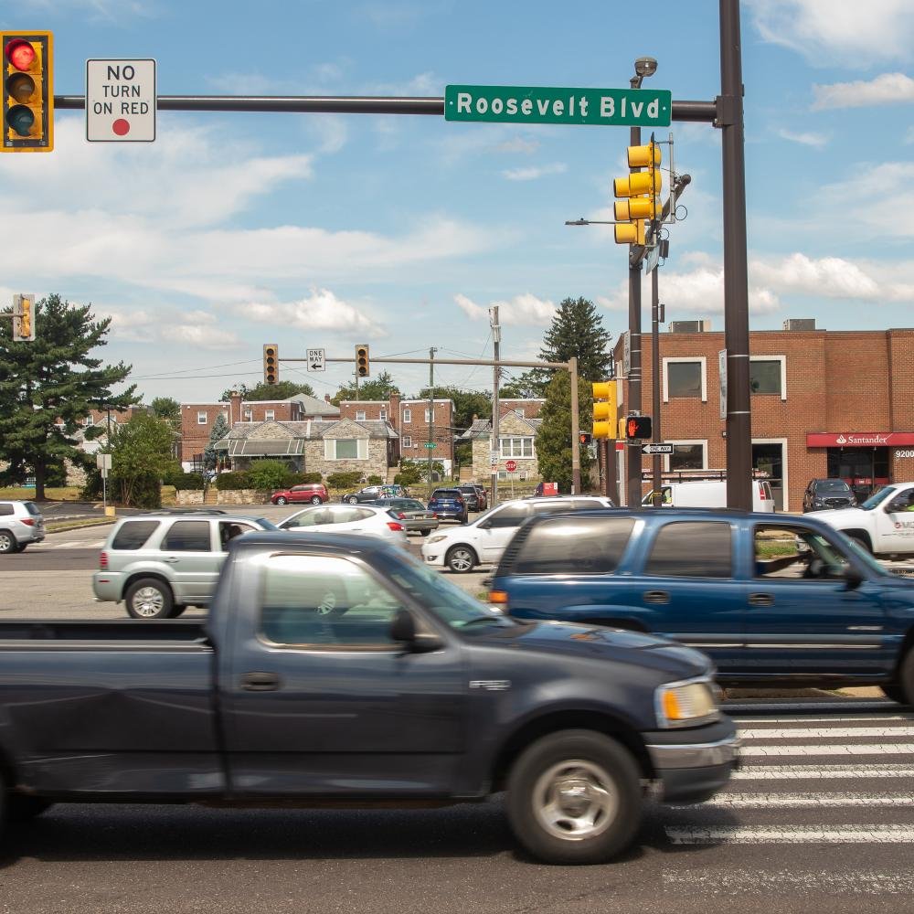 Adoption of red light cameras slow in Pa. even though they save lives