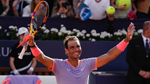Nach langer Verletzungspause: Rafael Nadal feiert Sieg bei Comeback
