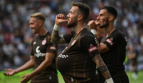 2. Liga: St. Pauli fegt Magdeburg vom Platz - Hannover 96 schlägt Jahn Regensburg