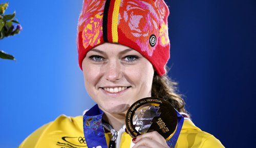 Skispringen - Carina Vogt tritt zurück: Eine Mond- und viele Punktlandungen