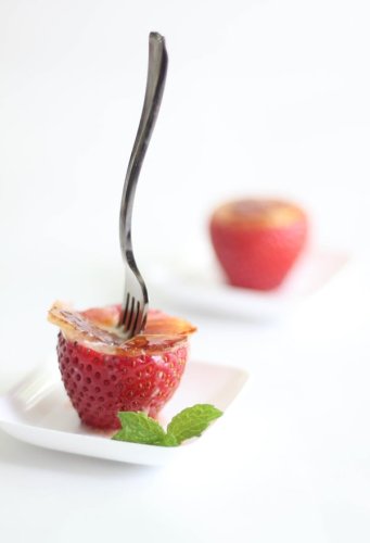 Crème Brûlée Filled Strawberries - Sprinkle Bakes