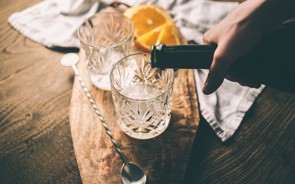 Tool Bar: All the Home Bar Essentials You’ll Need for a Classy Home Saloon