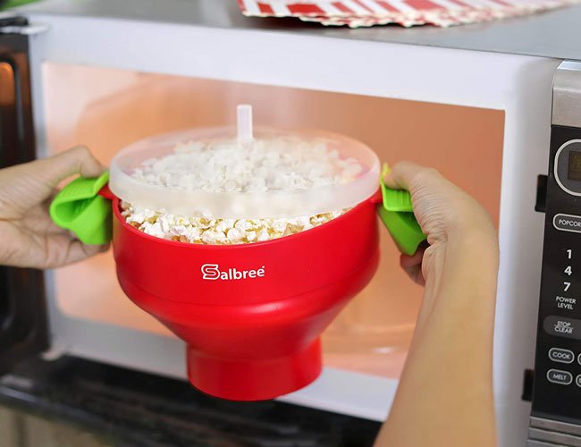 Healthy Snacking Anytime Is Easy With One of These Popcorn Makers