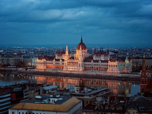 A Visual Journey Through Europe: Budapest, Ljubljana, Dubrovnik, and Venice