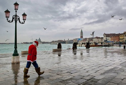 Venetian Winters: A Silent Serenade