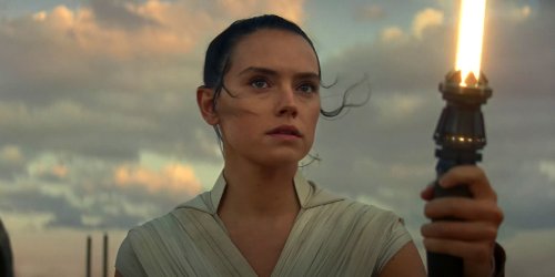 Star Wars Daisy Ridley Weighs In On Rey's Palpatine Heritage ...